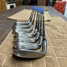 TaylorMade M4 Right Handed Irons 5-A Wedge Dynamic Good S300 Shafts