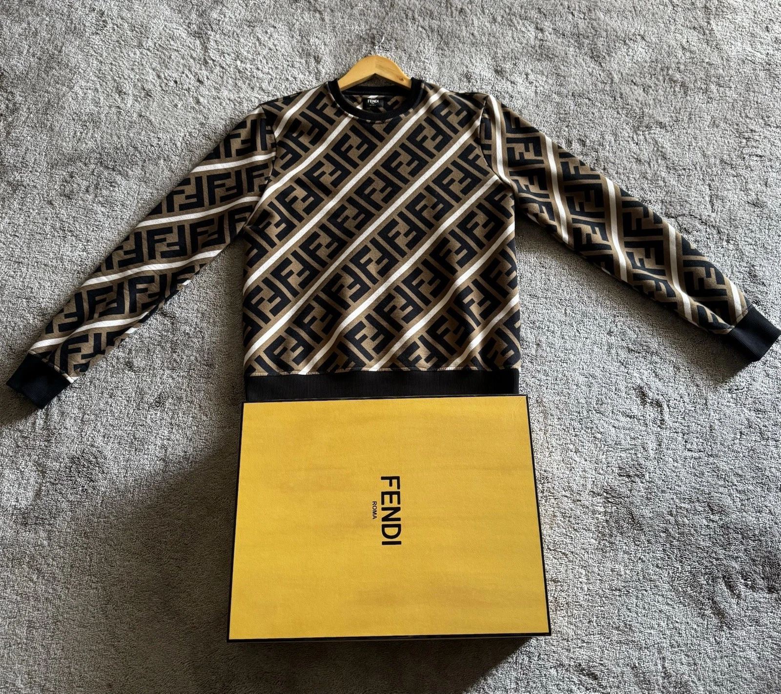 Fendi — Authentic Fendi Zucca Sweater Diagonal FF Logo White Stripe Monogram Size S Mens