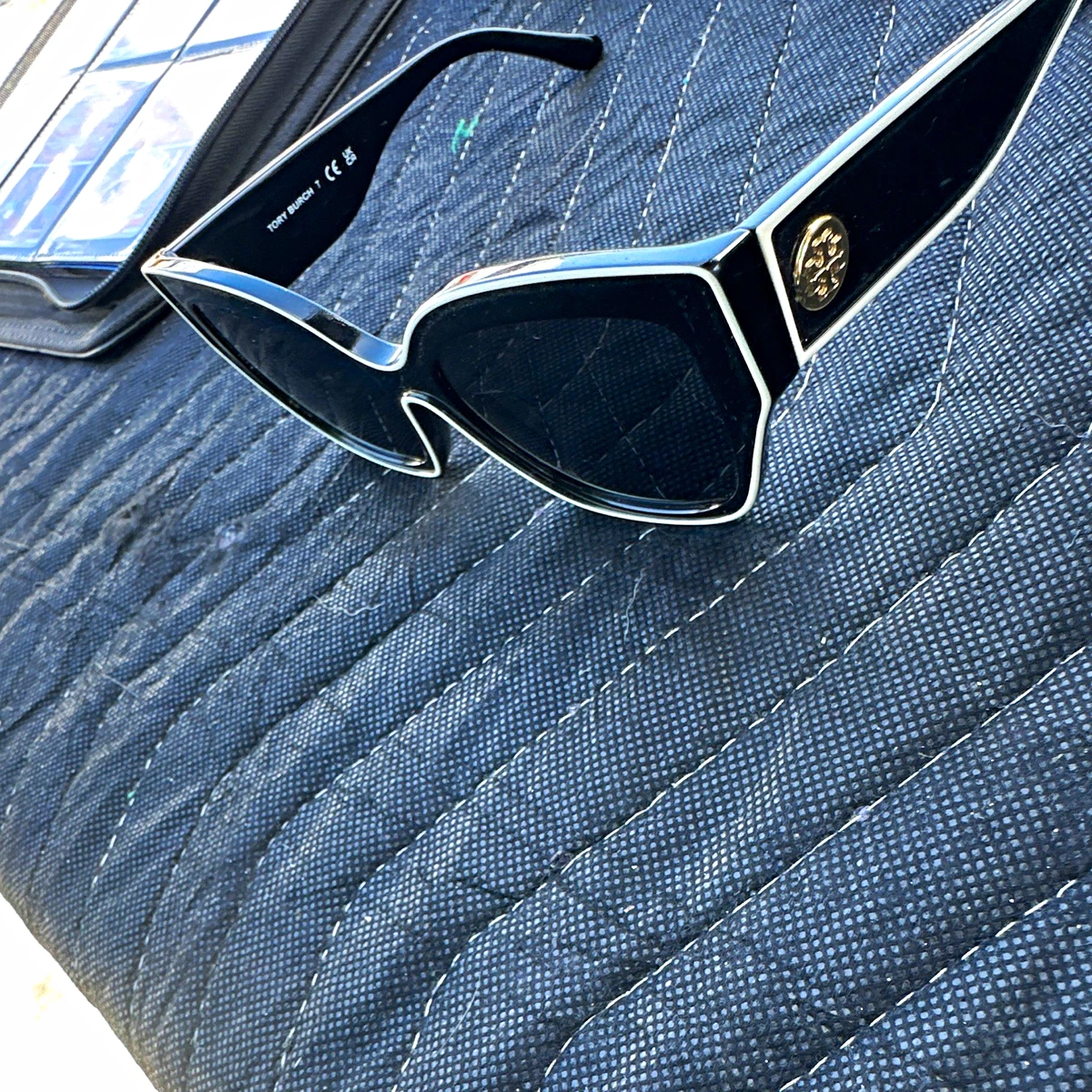 Tory Burch Cat Eye Sunglasses Black for Women for sale | eBay display picture 1