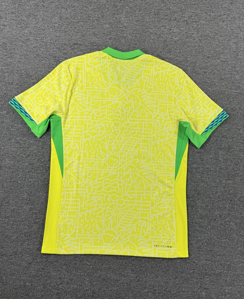 Camiseta de la Selección Nacional de Brasil Para Hombre Mediana Amarilla Nike Fútbol Dri Fit ADV Foto 4 de 4