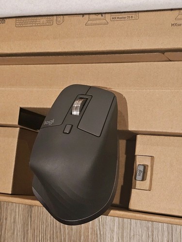 Logitech MX Keys Gen 2 Combo For Business Wireless Keyboard and Laser Mouse - Bild 8 von 18