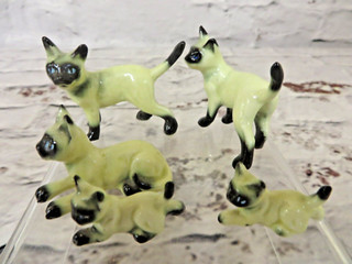 Vintage Porcelain Siamese Cat Family 5 Figurines In Total