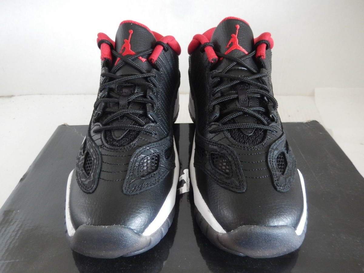 NIKE AIR JORDAN 11 RETRO LOW (GS) BRED! SZ 6Y -WMNS SZ 7.5
