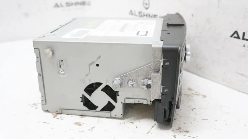 Mercedes-Benz GLA250 2017 AM FM CD MP3 receptor de radio A2469007918 OEM Foto 4 de 4