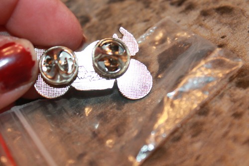 BMW Motocicleta Sombrero Chaqueta Solapa Pin 1200RS 0265 Turquesa BMW Pin Metal/Esmalte - Imagen 3 de 3