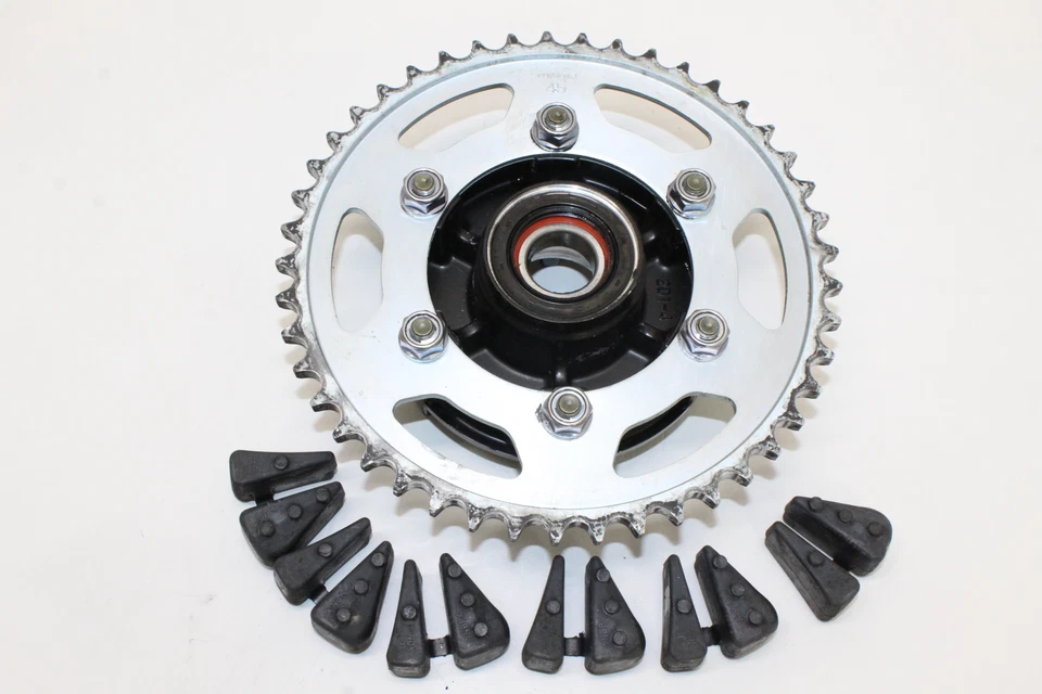 Piñón trasero Yamaha Fz1 Fz1-S 2006-15 2d1-25366-00-00 OEM SunStar Foto 2 de 4