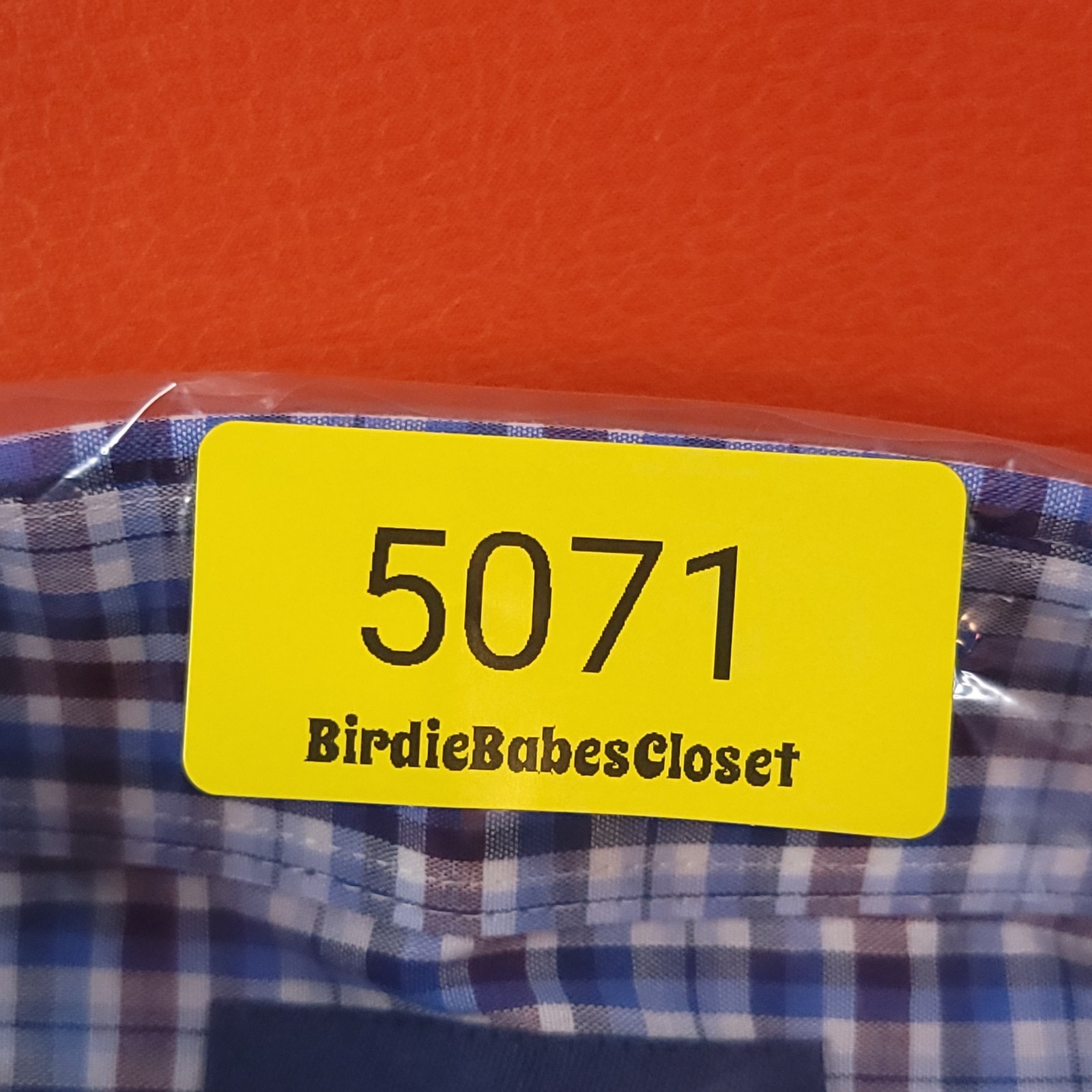 NWT Stafford Men's Travel Fitted Button-Up Shirt Blue Plaid Size 17-32/33