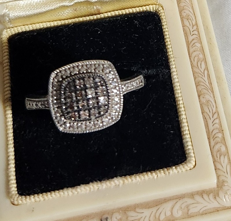 STERLING RING W, CHOCOLATE & CLEAR DIAMOND RING BY "FAS" SIZE 10
