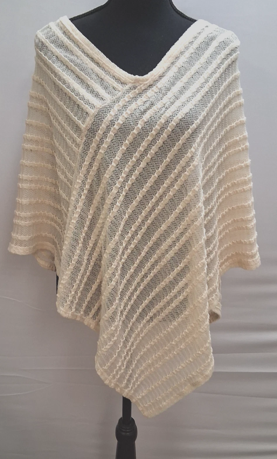 WEST KEI WOMENS ONE SIZE ECRU COLORED PONCHO