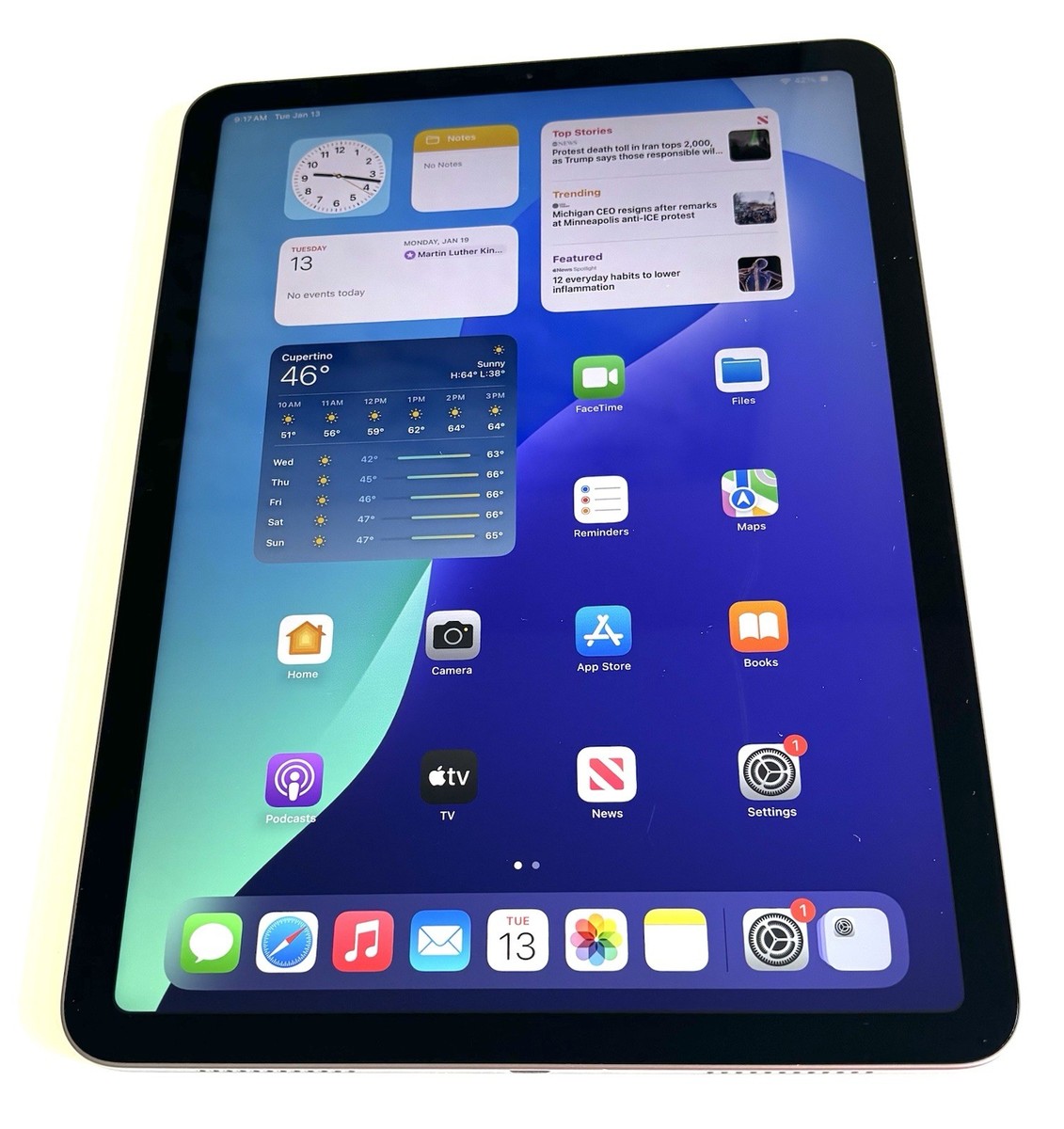 ipad air第４世代　A2316 ６４GB　 WI-FI バッテリー８２% Apple iPad Air 4th Gen A2316 64GB, Space Gray, 10.9