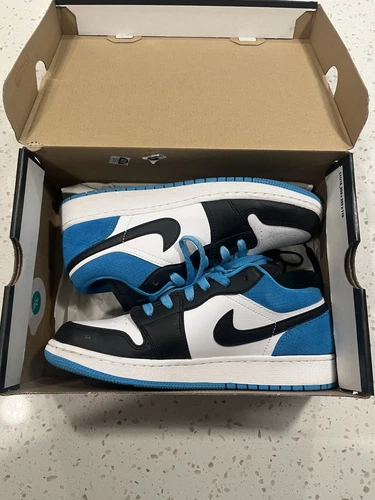 Taglia 6 5Y Air Jordan 1 Low SE (GS) nero blu laser bianco o donna taglia 8