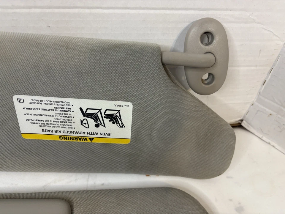 2005 - 2010 年 JEEP GRAND CHEROKEE 原始设备制造商 左右遮阳板 太阳镜 对 GC1 — 第 2/4 张图片