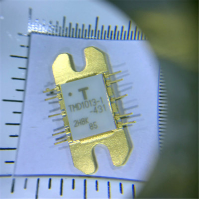 TOSHIBA TMD1013-1-431 MICROWAVE POWER MMIC AMPLIFIER 9.5 Ghz -12.0 Ghz