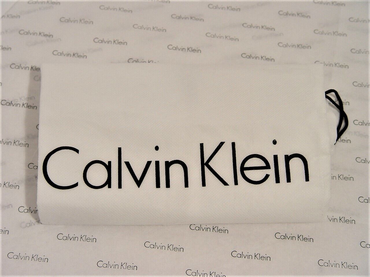 NEW Calvin Klein Medium Dust Bag Storage Drawstring White Black Logo 17