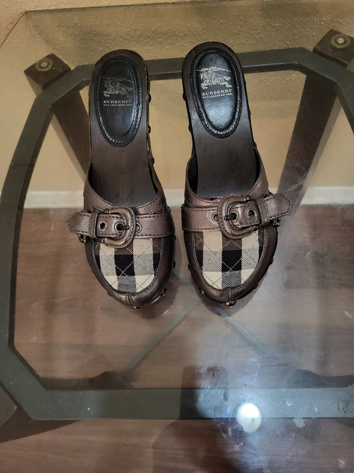 Женские деревянные/тканевые сандалии Burberry. Размер 38/7, Италия, Cond.is V.Gd - Изображение 4 из 4