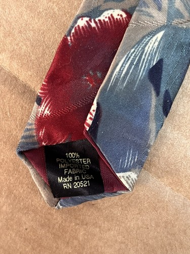 Botany 500 Men's Unique Tropical Floral Necktie Made In USA Red Blue Gray Tie - Picture 3 of 3