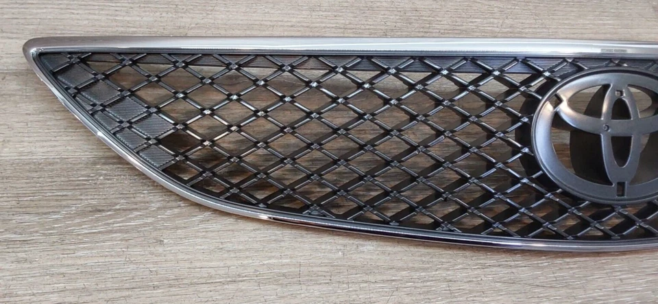 Rejilla de radiador Toyota Camry 2004-2006 ASSY OEM pieza # 53101-06060 Foto 4 de 4