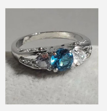 SILVER BLUE GEM CRYSTAL HEART RHINESTONE RING SIZE 5 6 7 8 9