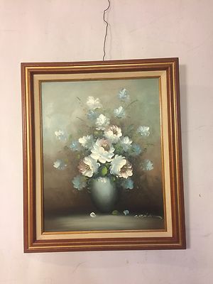 Vintage Oil On Canvas Beautiful Floral  Artist Signed 20''X25''.SEE8pix.MAKE OFFER