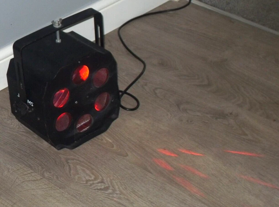 Chauvet Swarm Red And Blue Laser Strobe Lamp Light With Bracket - Image 3 of 4