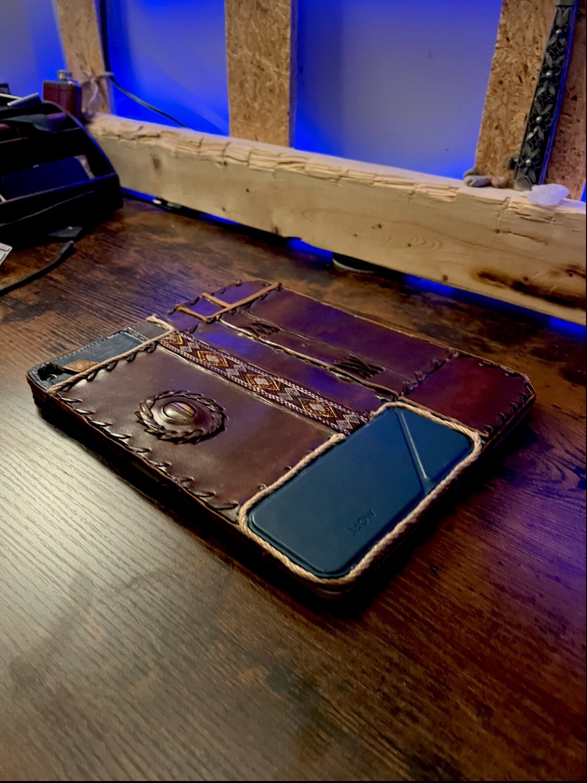Picture 1 of 4