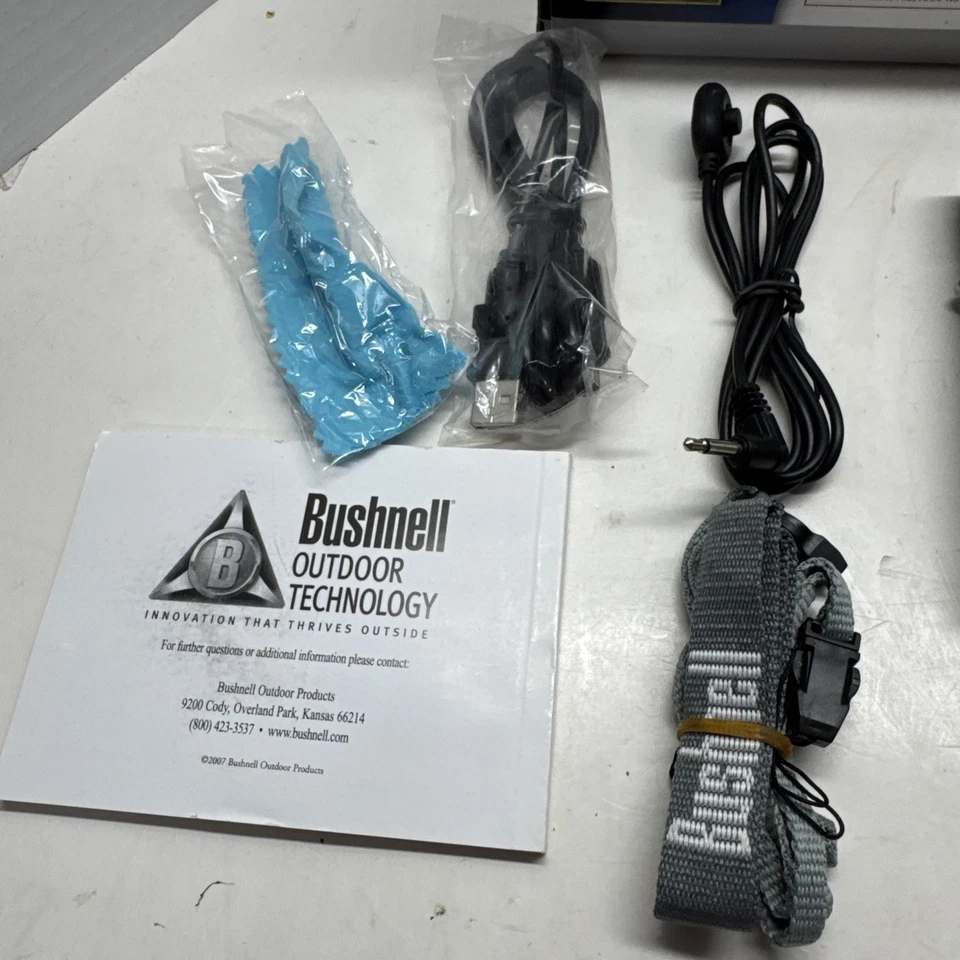 BUSHNELL 111026 IMAGEVIEW 10 X 25MM DIGITAL CAMERA BINOCULARS WITH SD SLOT WORKS - Image 4 of 4