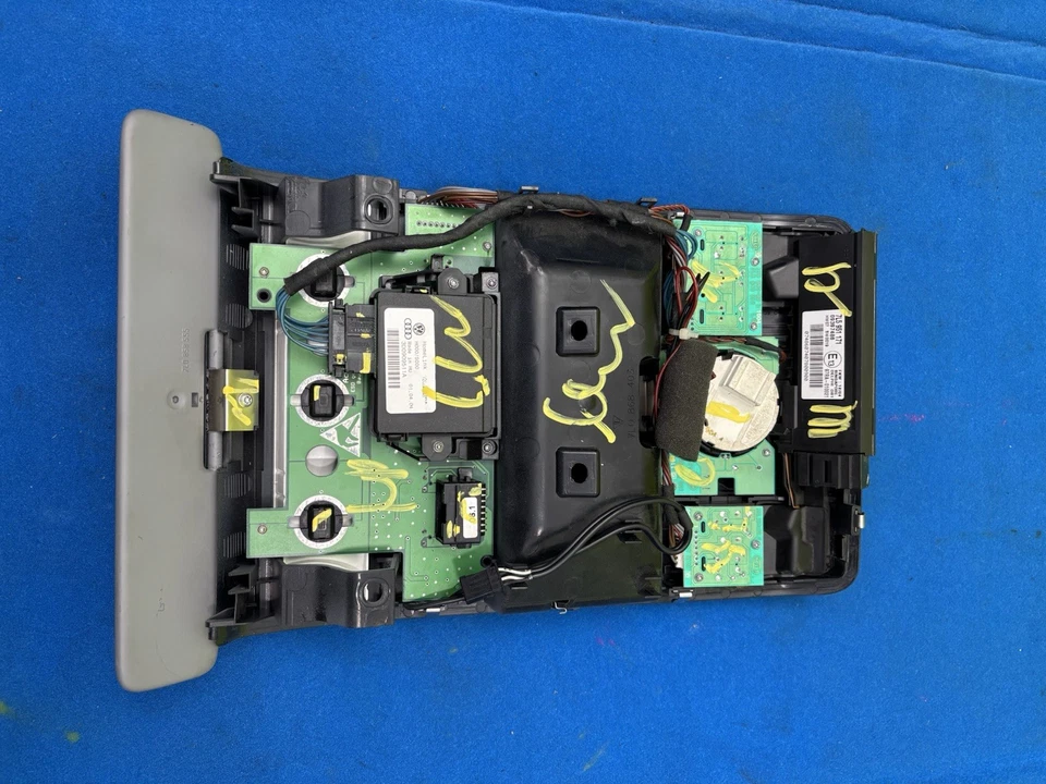 Interruptor de techo corredizo luz cúpula superior Porsche Cayenne 2004-2010 7L5868403 OEM Foto 3 de 3