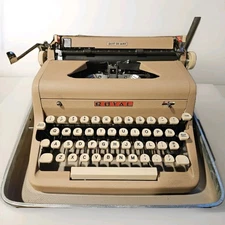 VTG 1950's MCM Tan Crinkle Royal Quiet De Luxe Portable Typewriter & Case-Tested