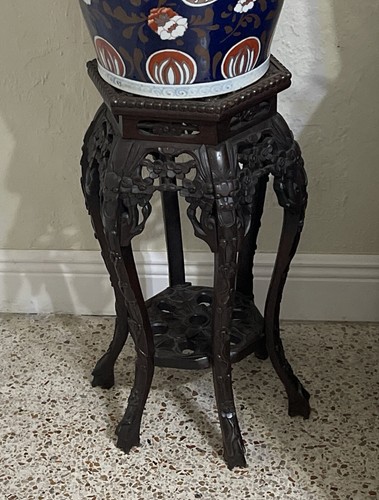Rare Antique Chinese Handcarved Stool or Plant Stand - Deeply carved Legs - Picture 3 of 8