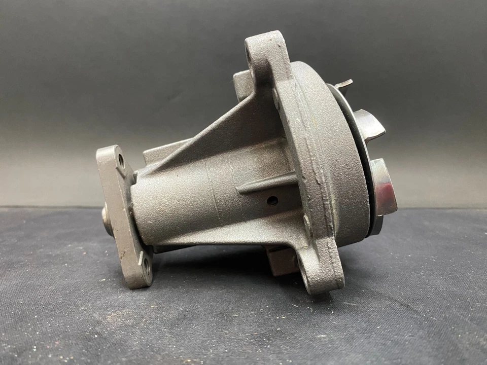 BOMBA DE AGUA AIRTEX NUEVA PARA CHEVROLET CORSICA 1987-1996, 4CYL, 2.0L, 2.2L Foto 3 de 4