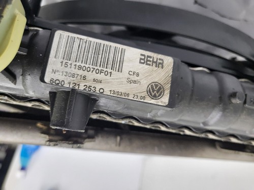 Seat Ibiza 6L - Kühlerpaket Wasserkühler Klimakühler Lüfter 6Q0121253Q (09) - Bild 8 von 8