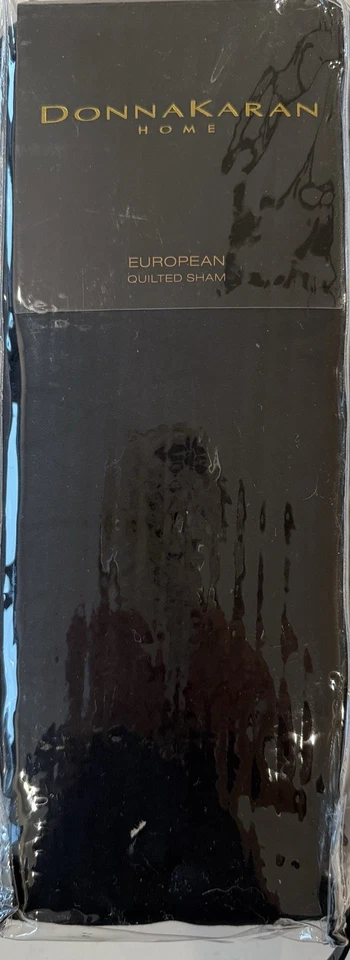 Donna Karan Essential Quilted Euro Sham 黑色 (66 cm X 66 cm ) R4 — 第 3/4 张图片