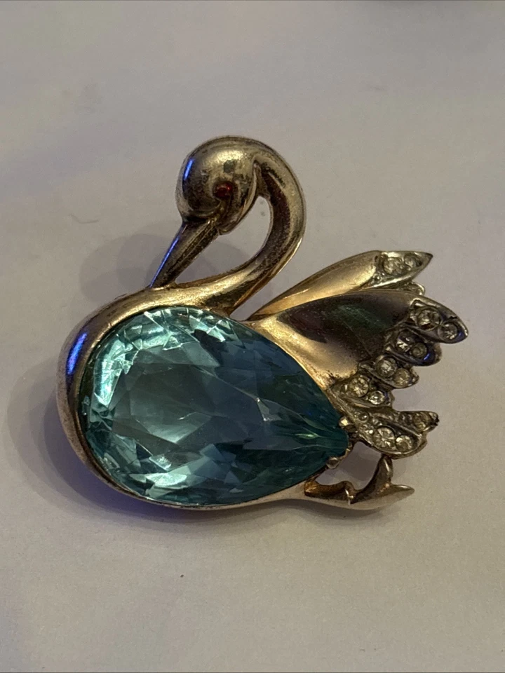 Vintage Sign REJA Sterling Gold Wash Crystals Topaz Color Glass Swan Brooch  - Image 3 of 4