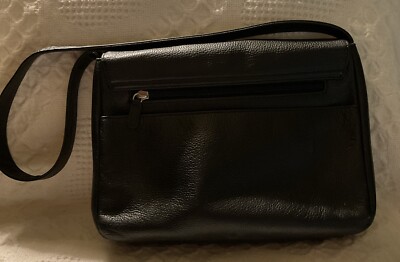The Sak Mini Black Pebbled Leather Shoulder Bag Lined  display picture 3