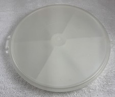 Tupperware 12" Round 405-1 cake/Pie /Veggie Keeper W 224-15 Lid White Nice