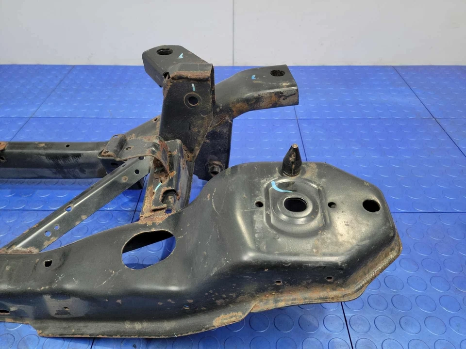 Subchasis travesaño delantero original Volvo V50 2005-2011 tracción delantera OEM 313175143 Foto 3 de 4