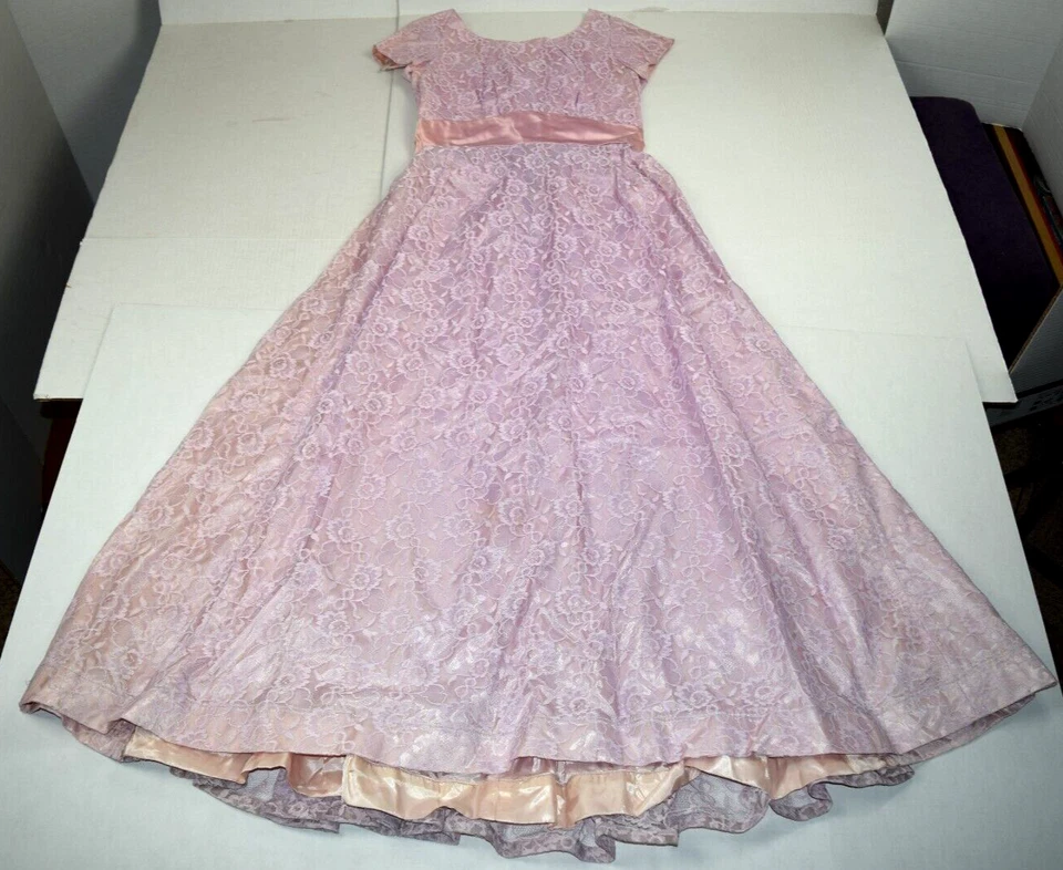 Винтажное макси-платье Emma Domb размер S 50-е мерцающее фиолетовое кружевное поверх розового атласа - Изображение 3 из 4