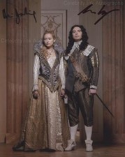 RYAN GAGE & ALEXANDRA DOWLING - The Musketeers GENUINE SIGNED AUTOGRAPHS