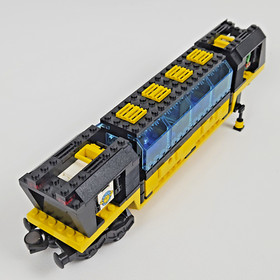LEGO 4559 - Cargo Railway Passenger Train 9V Railway Train Train - 100% - Original Packaging - Excellent
