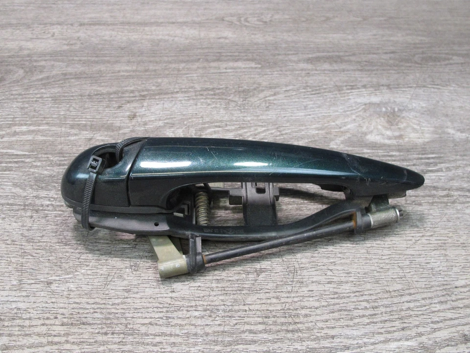 01-06 BMW E46 330ci COUPE CONVERTIBLE LEFT & RIGHT DOOR EXTERIOR HANDLE SET OEM - Image 3 of 4