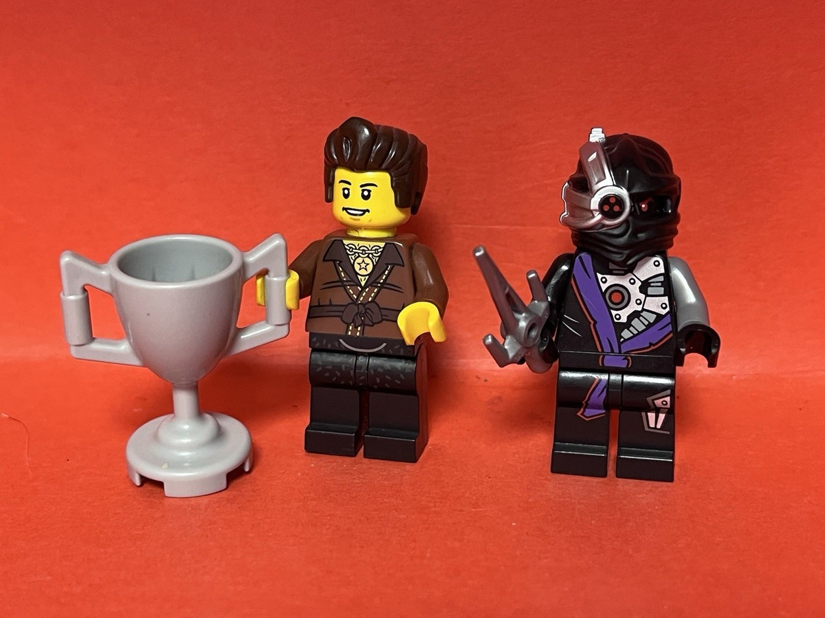 LEGO NINJAGO Dareth And Nindroid Warrior from Ninjago Polybag