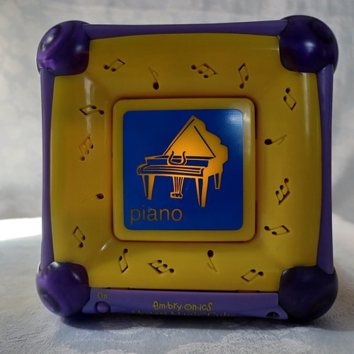 EMBRYONICS MOZART MAGIC MUSIC CUBE MUNCHKIN TESTED - WORKS
