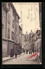 CPA Tarare, Rue Anna-Bibert, vue de la rue 