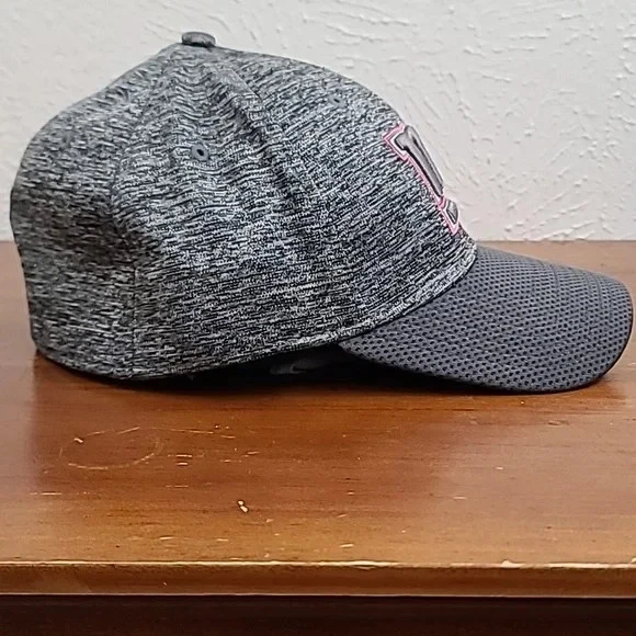 Gorra New Era 39Thirty New York Giants x Cáncer de mama ajuste elástico talla L-XL Foto 3 de 4