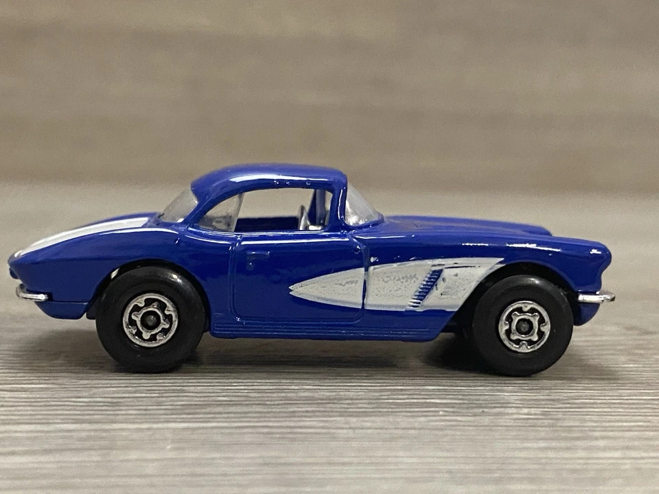 Chevrolet Corvette 1982 Matchbox Lesney #71 1962 azul con detalles en blanco Foto 2 de 4