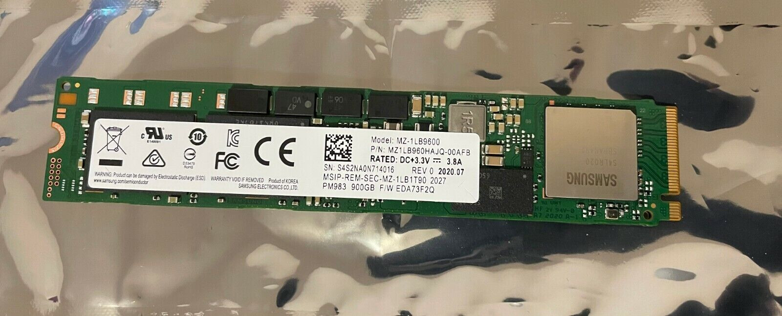 Samsung PM983 Series Enterprise SSD MZ1LB9600 M.2 22110 NVMe PCIe 3
