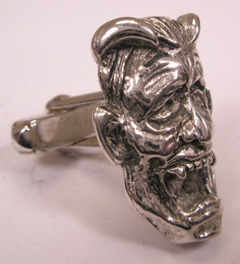 Vampire Devil Demon SINGLE Vintage Cuff Link repl… - image 4