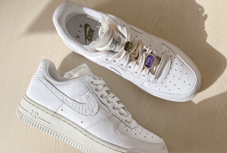 ★NIKE WMNS★エアフォース1 LOW PRM 'BLING'★ライトボーン★ WOMENS NIKE AIR FORCE 1 LO PRM ,,Bling'' SIZE UK 4-6 (DN5463