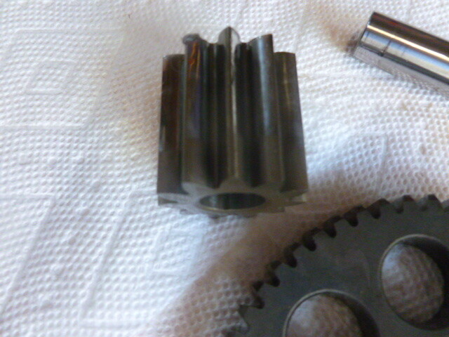 Tuff Torq K62a Reduction Gear & Shaft # M809103 M808846