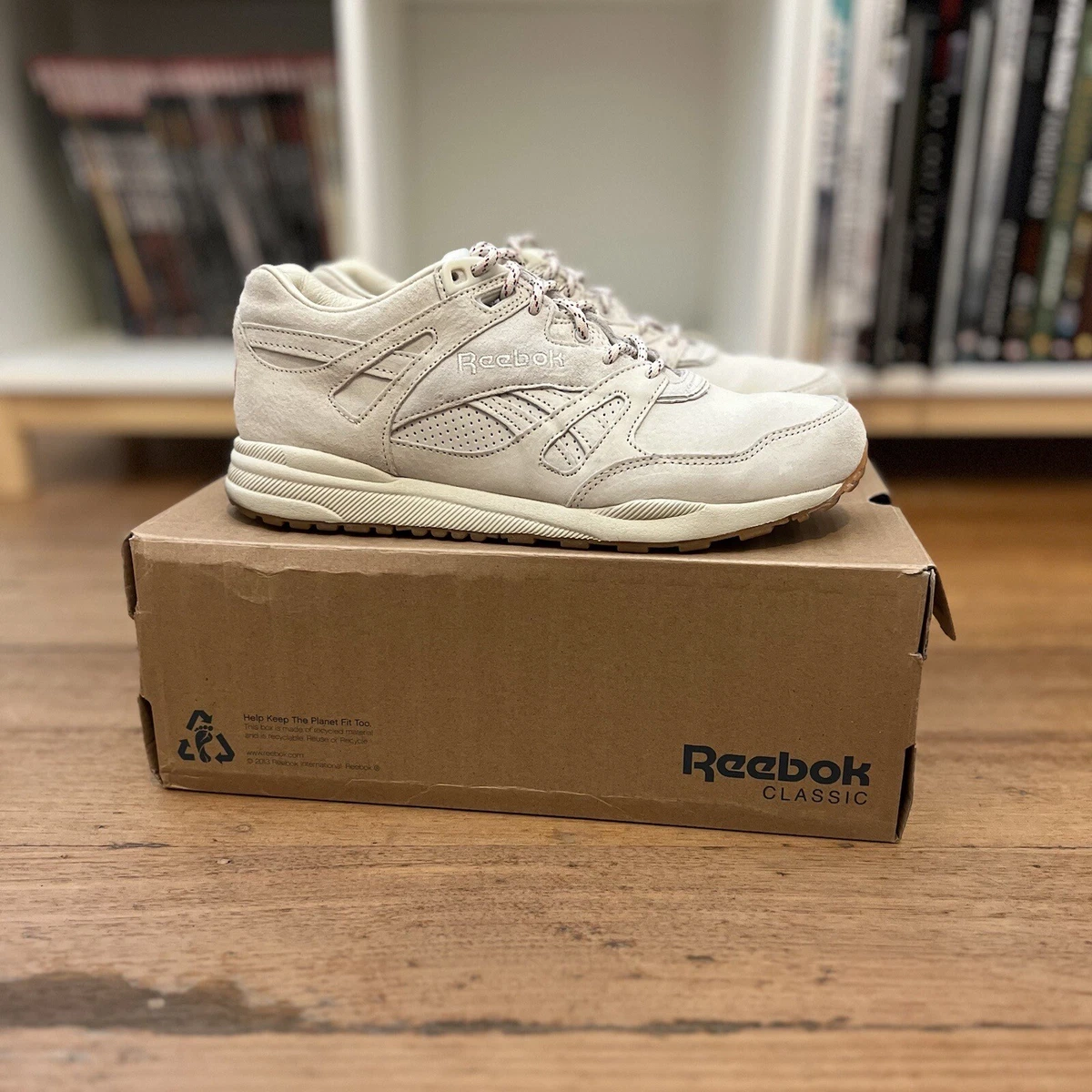 Reebok Ventilator Sneaker Kendrick Lamar US 8 Cream Red